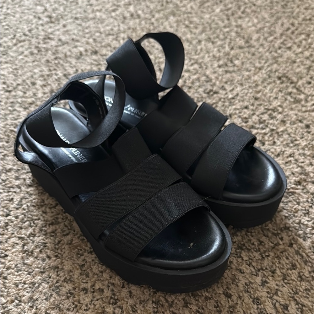 Donald J. Pliner Black Platform Sandals